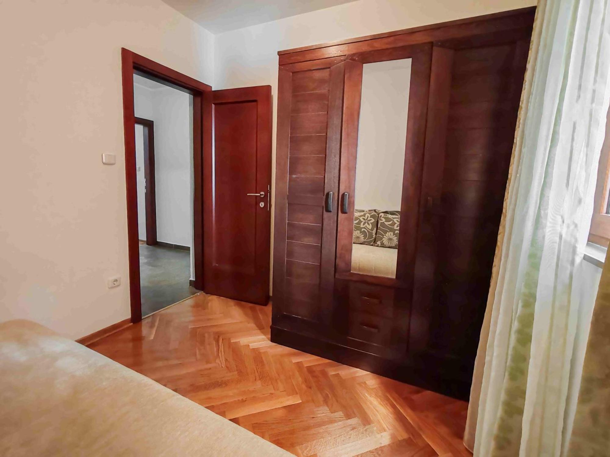 Sunny Three-bedroom In * Budva
